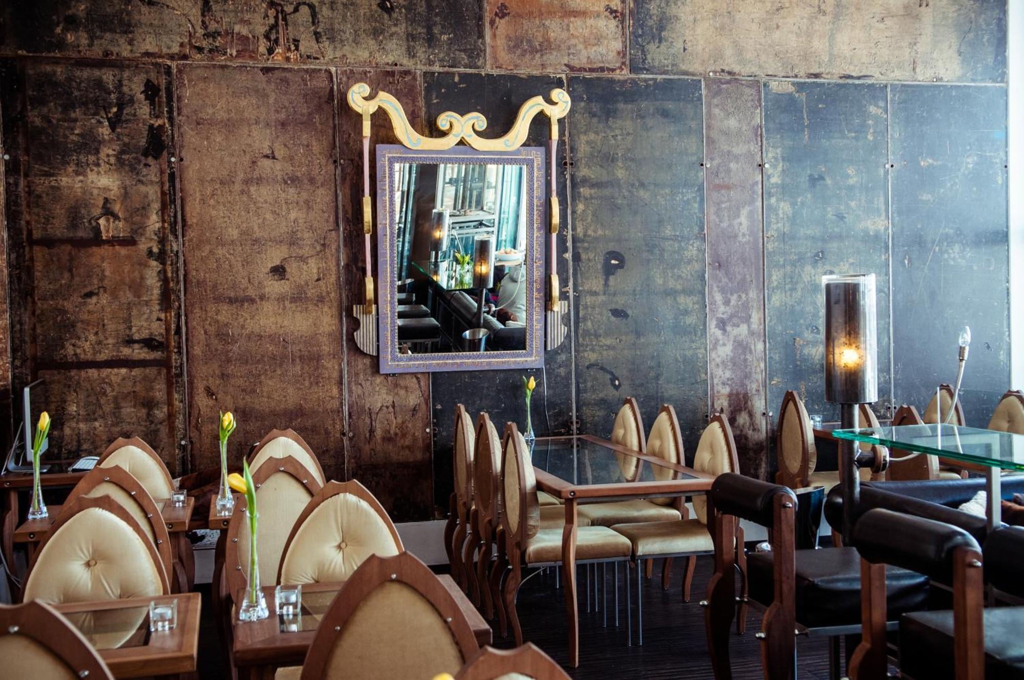 Backstage Hotel Serviced Apartments Zermatt Esterno foto