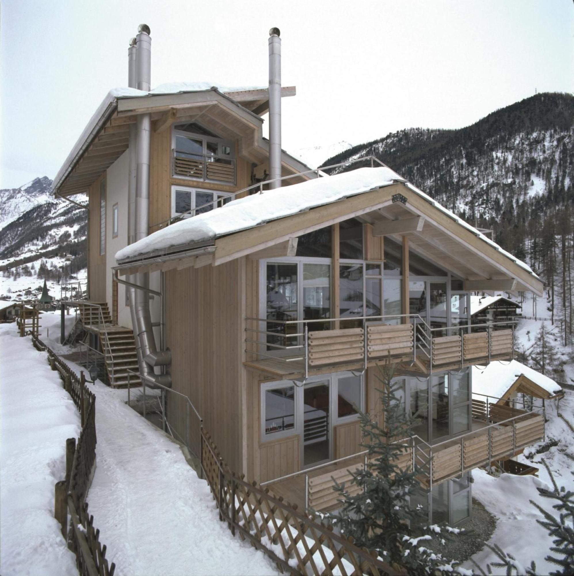 Backstage Hotel Serviced Apartments Zermatt Esterno foto